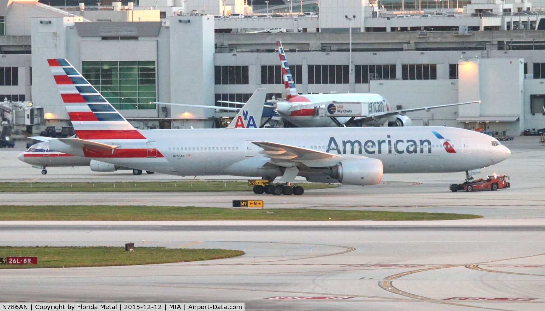 N786AN, 2000 Boeing 777-223 C/N 30250, American