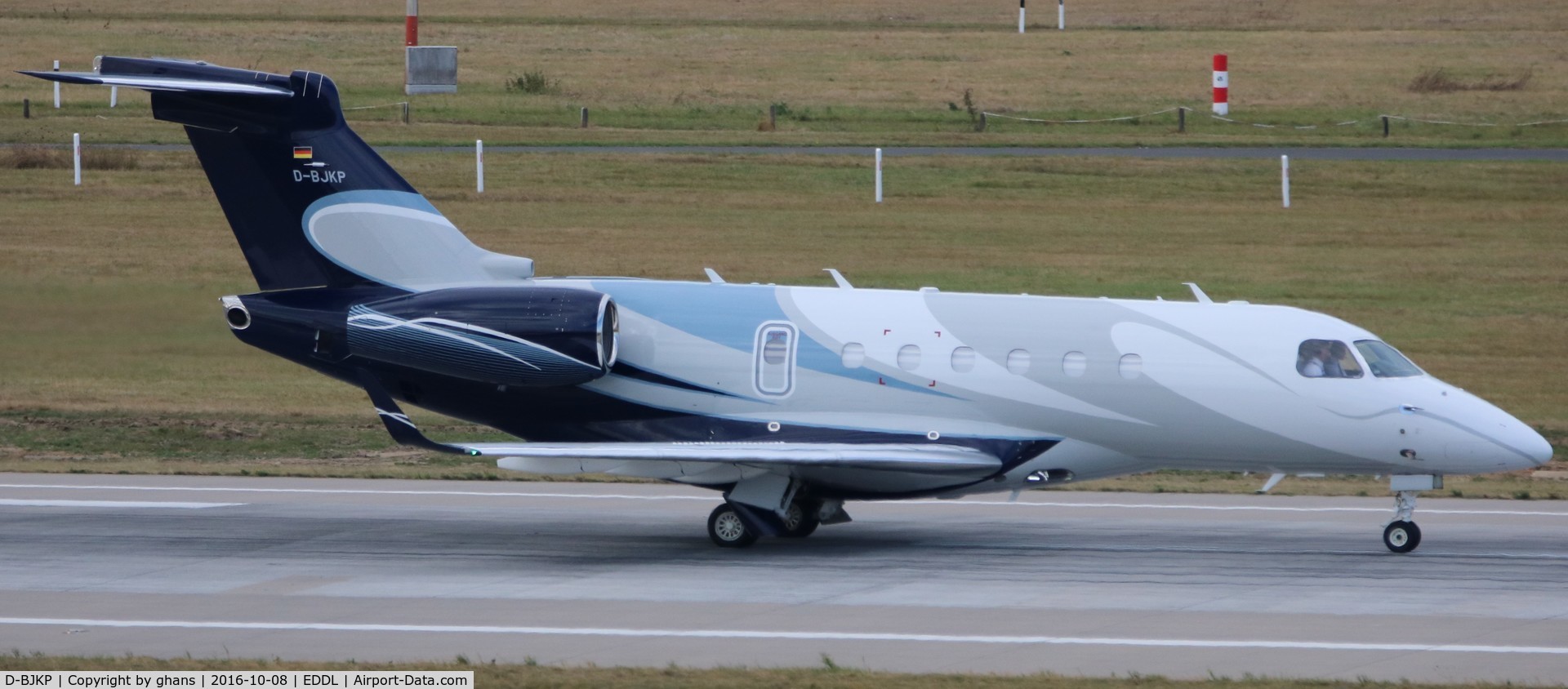 D-BJKP, 2012 Embraer EMB-550 Legacy 500 C/N 55000003, Taking-off