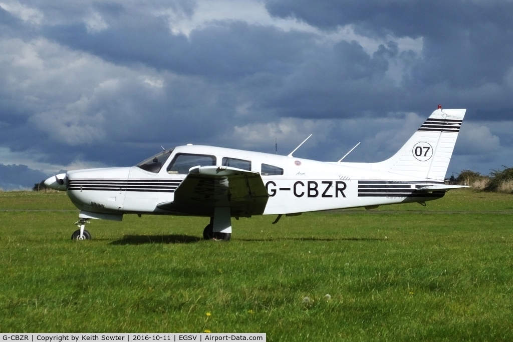 G-CBZR, 1989 Piper PA-28R-201 Cherokee Arrow III C/N 2837029, Visiting from Blackbush