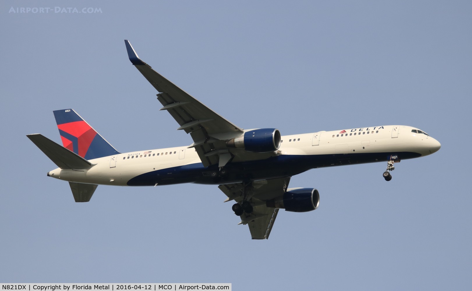 N821DX, 2004 Boeing 757-26D C/N 33961, Delta 757-200 that they picked up from Shanghai Airlines earlier this year ex B-2880