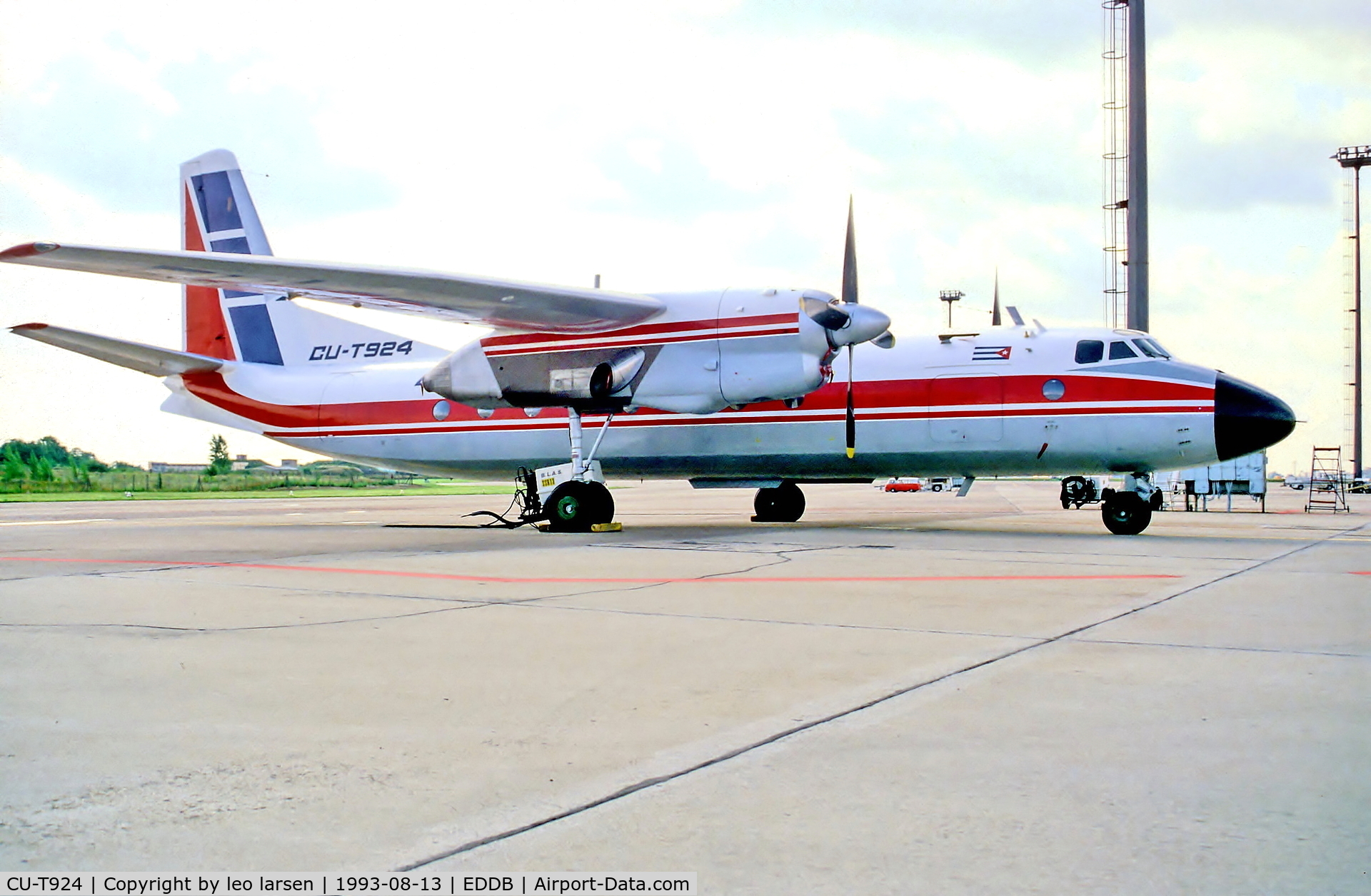 CU-T924, 1975 Antonov An-24RV C/N 47309405, Berlin SXF 13.8.93