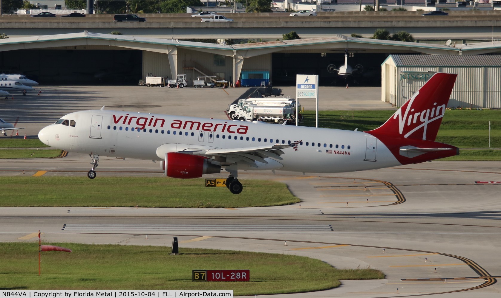 N844VA, Airbus A320-214 C/N 4851, Virgin America