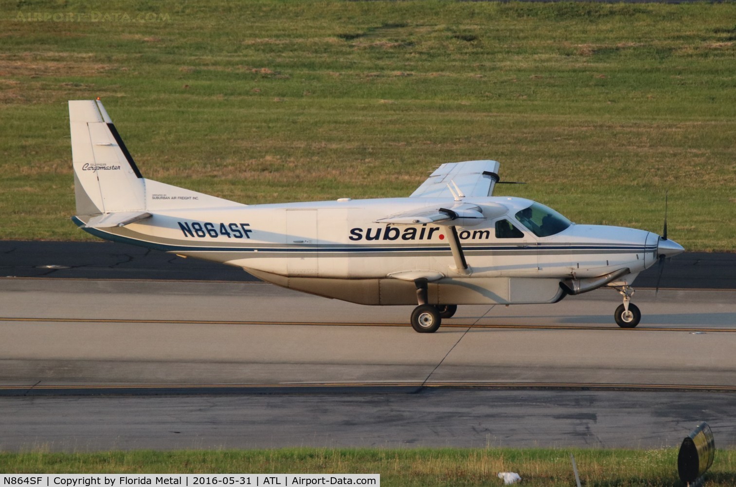 N864SF, 2000 Cessna 208B C/N 208B0864, Sub Air