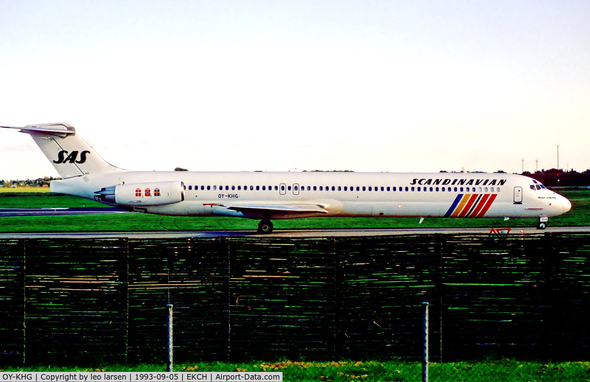 OY-KHG, 1988 McDonnell Douglas MD-82 (DC-9-82) C/N 49613, Copenhagen 5.9.93