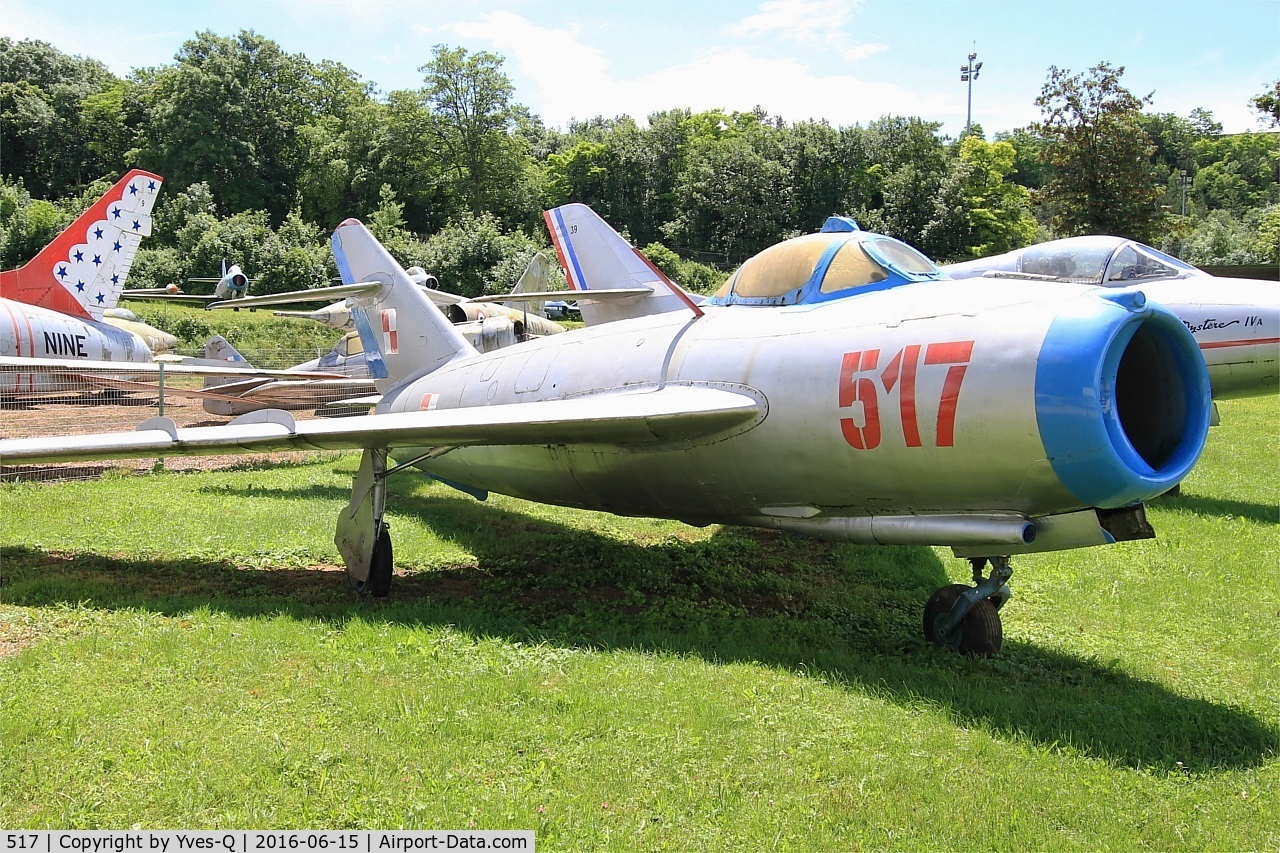517, PZL-Mielec Lim-5 (MiG-17F) C/N 1C0517, PZL-Mielec Lim-5 (MiG-17F), Preserved at Savigny-Les Beaune Museum