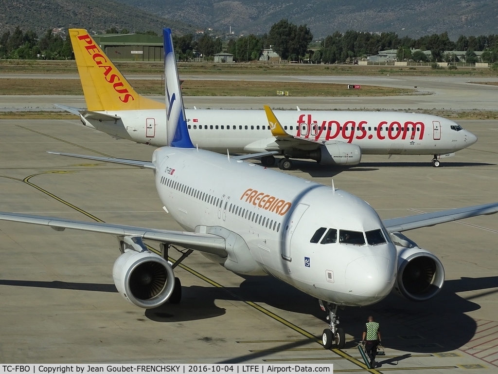 TC-FBO, 2012 Airbus A320-214 C/N 5096, Freebird to Lyon and Nantes.