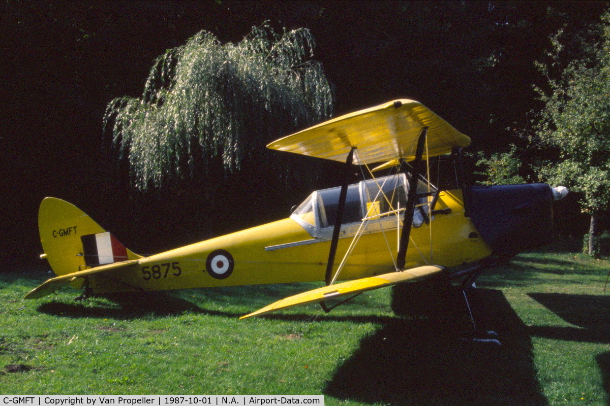 C-GMFT, 1941 De Havilland Canada DH-82C Tiger Moth C/N DHC1178, DH-82C Tiger Moth in the Canadian Museum of Flight & Transportation, in Surrey, Vancouver, 1987. At that time it still had its original RCAF number 5875.