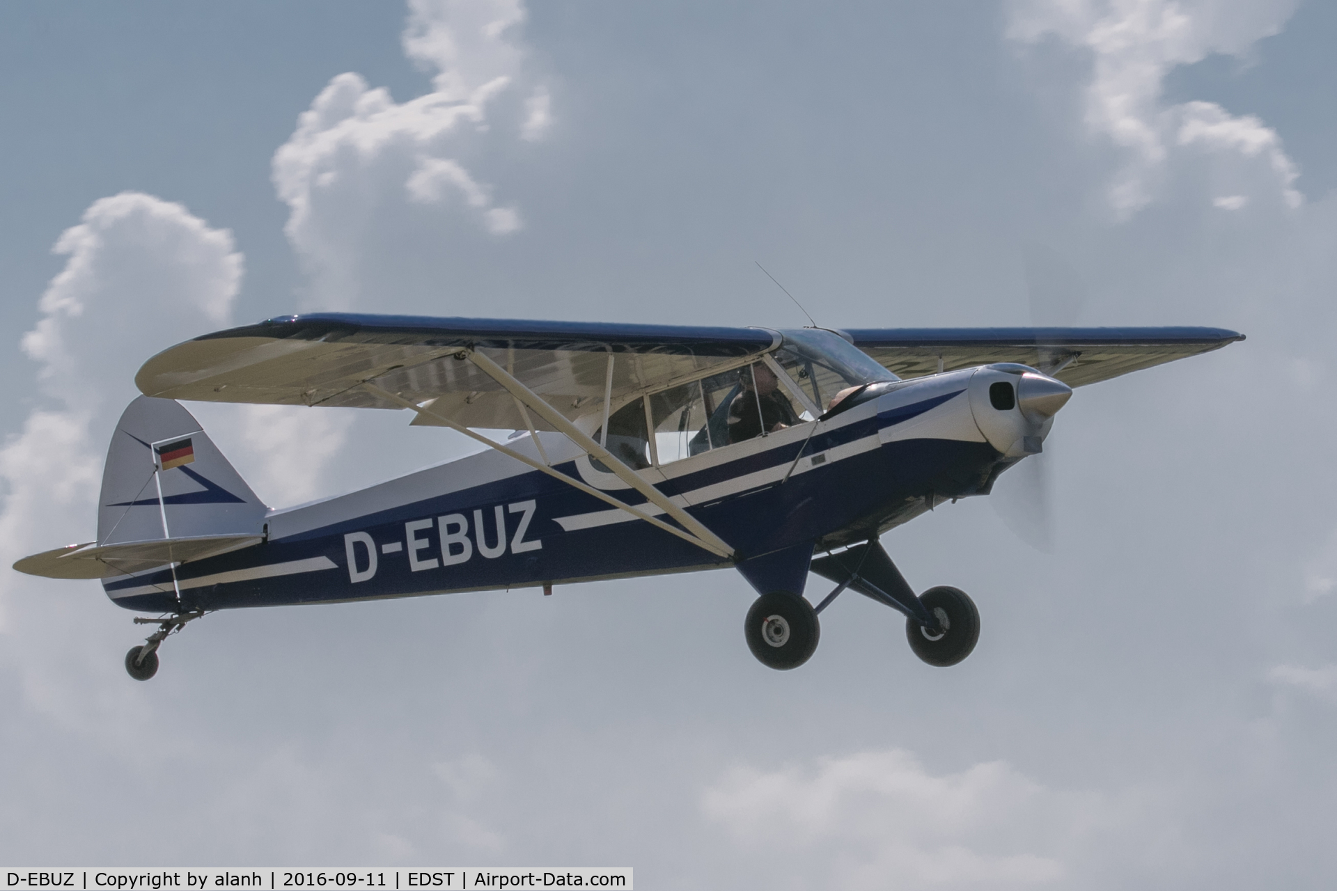 D-EBUZ, 1958 Piper PA-18-150 Super Cub Super Cub C/N 18-6769, Departing the 2016 Hahnweide Oldtimer Fliegertreffen