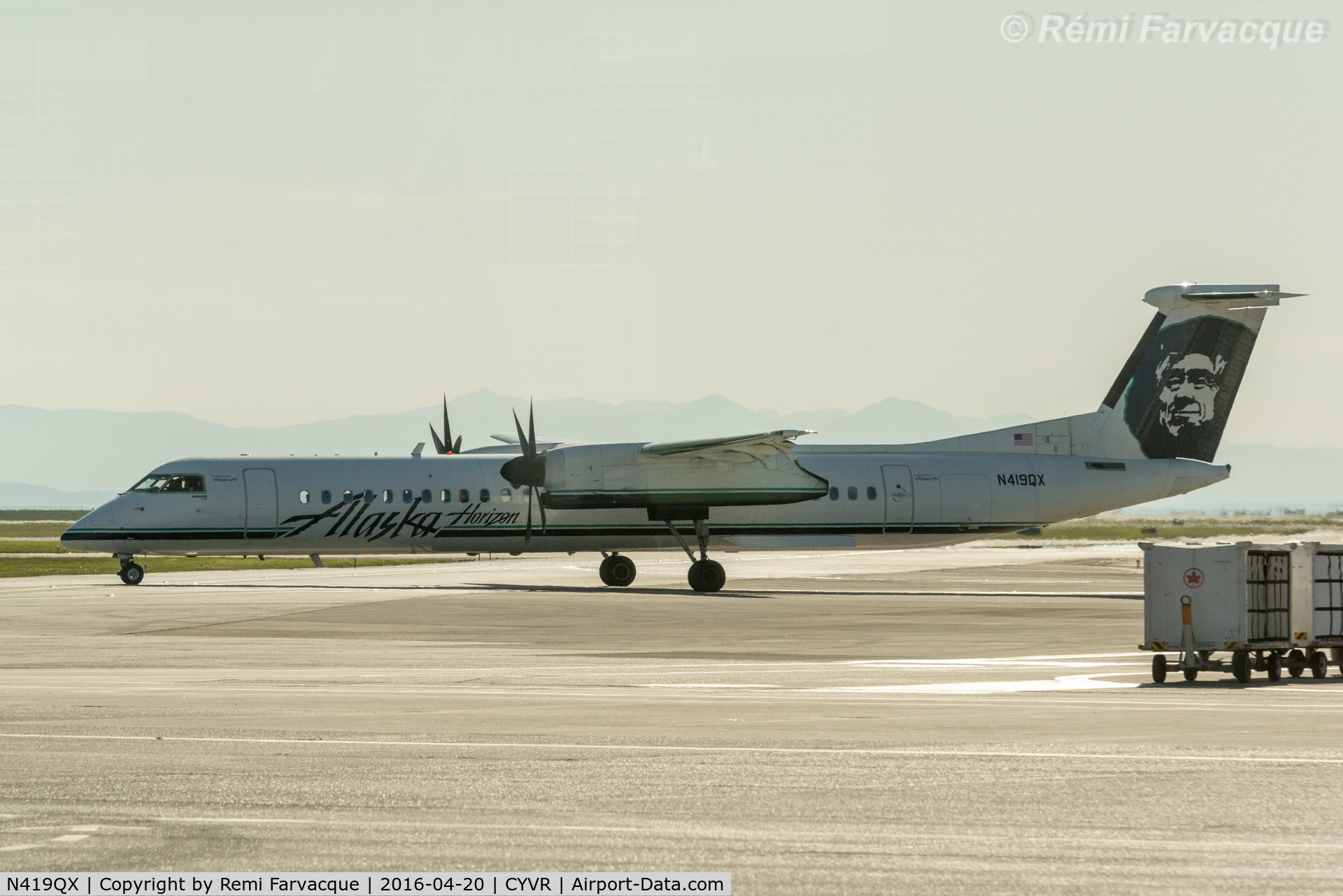 N419QX, 2007 De Havilland Canada DHC-8-402 Dash 8 C/N 4145, Taxiing to south runways. Spotted in the same place yesterday.