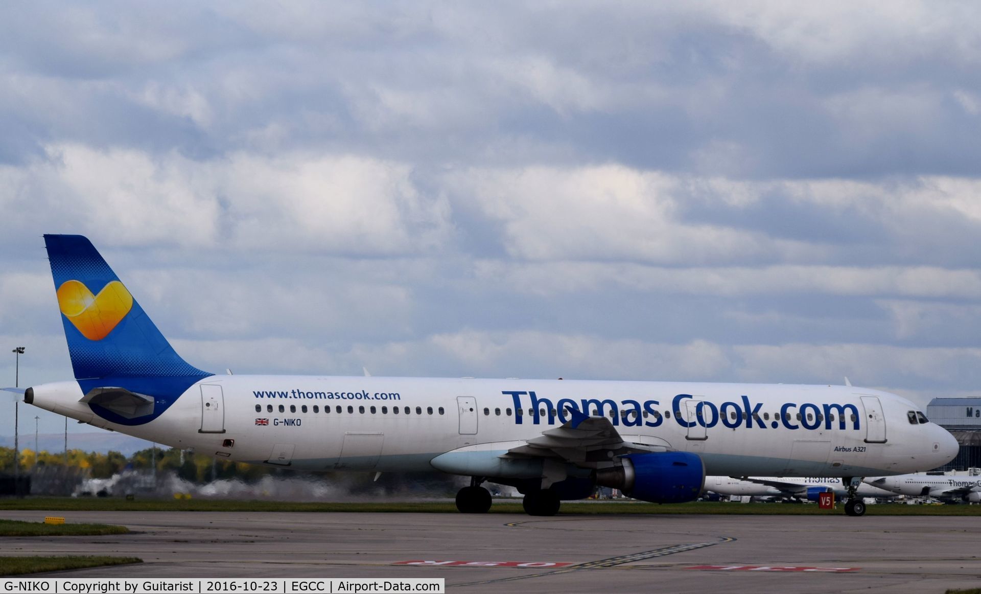 G-NIKO, 2000 Airbus A321-211 C/N 1250, At Manchester