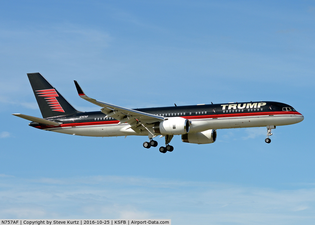 N757AF, 1991 Boeing 757-2J4 C/N 25155, Trump 757 arriving at Orlando Sanford International Airport (SFB)
10/25/2016