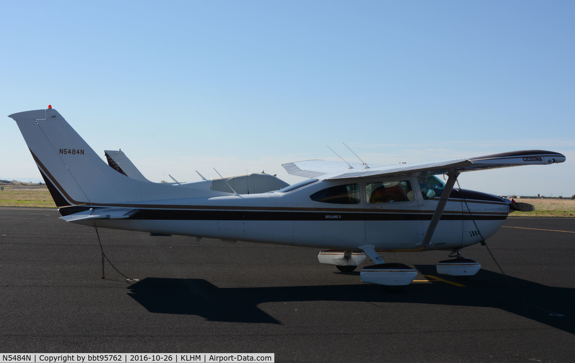 N5484N, 1980 Cessna 182R Skylane C/N 18267752, solid