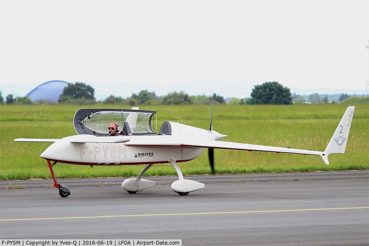 F-PYSM, Rutan VariEze C/N 2048, Rutan VariEze, Taxiing to parking area, Avord Air Base 702 (LFOA) Open day 2016