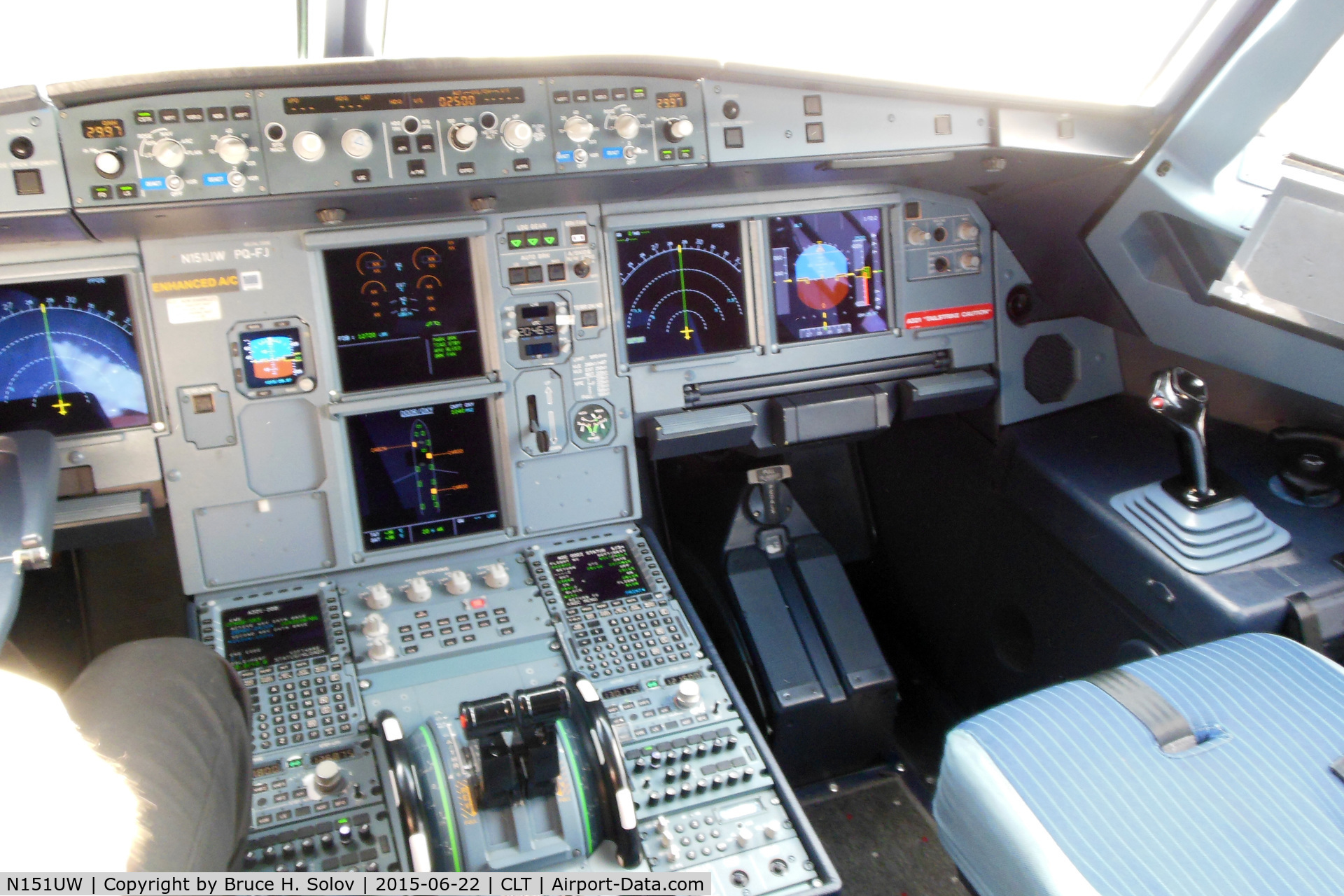 N151UW, 2013 Airbus A321-211 C/N 5513, flight deck...right seat