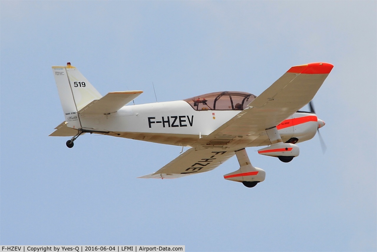 F-HZEV, Jodel D-140R Abeille C/N 519, Jodel D-140R Abeille, Take off rwy 33, Istres-Le Tubé Air Base 125 (LFMI-QIE) open day 2016