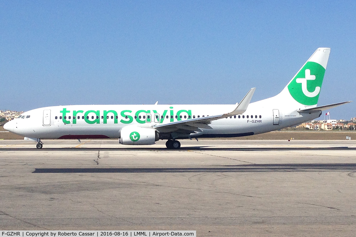 F-GZHR, 2015 Boeing 737-8K2 C/N 43913, Apron 9