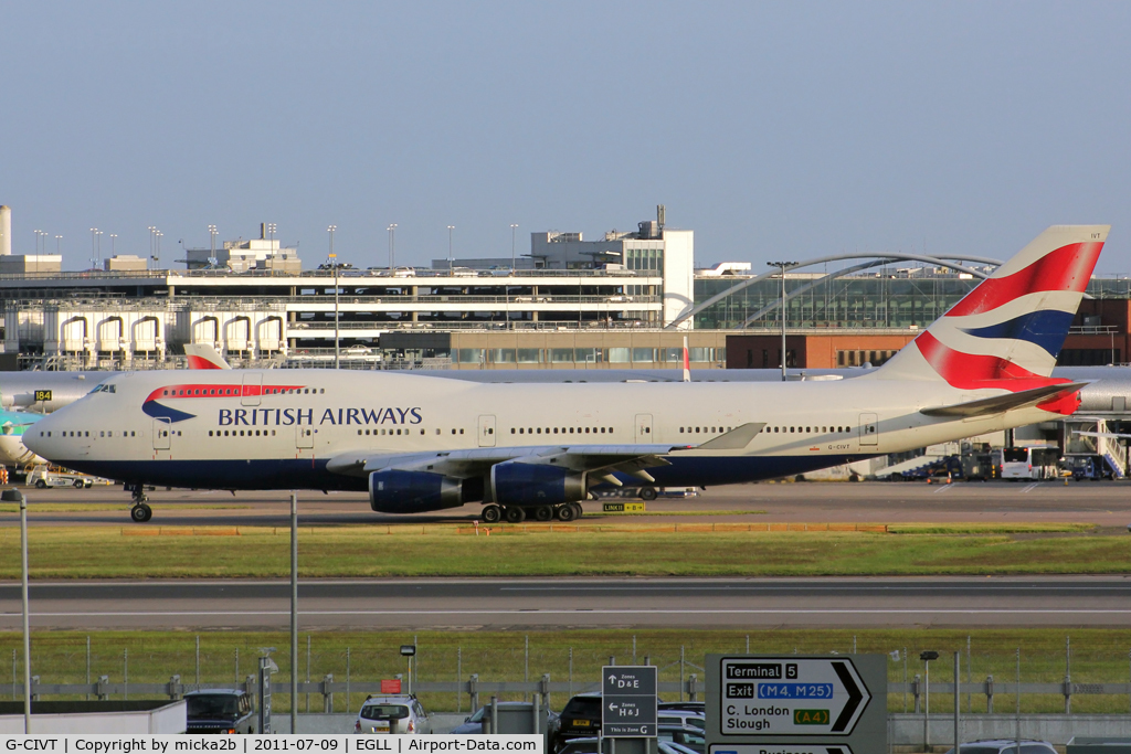 G-CIVT, 1998 Boeing 747-436 C/N 25821, Taxiing