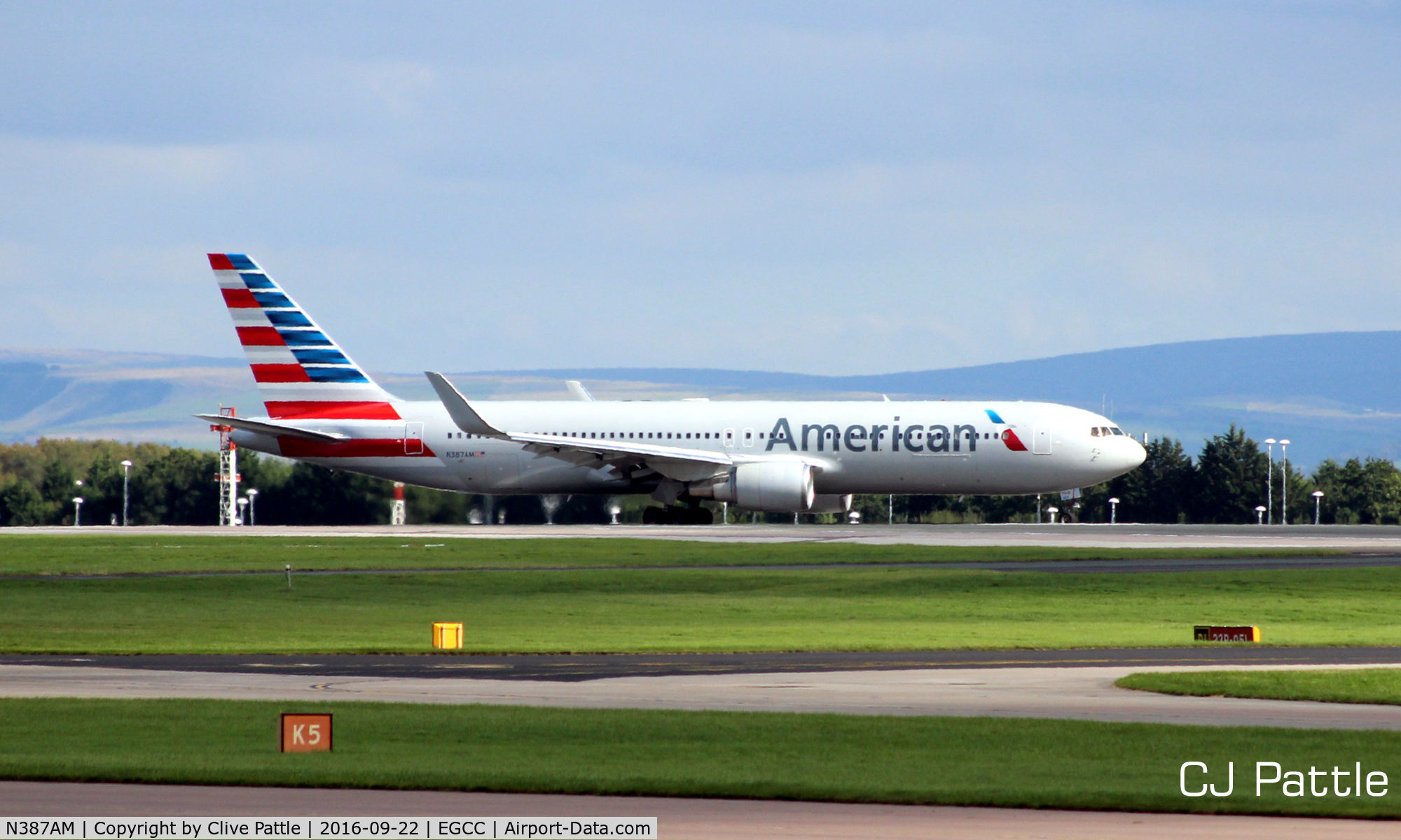 N387AM, 1994 Boeing 767-323 C/N 27184, Holding for departure at EGCC