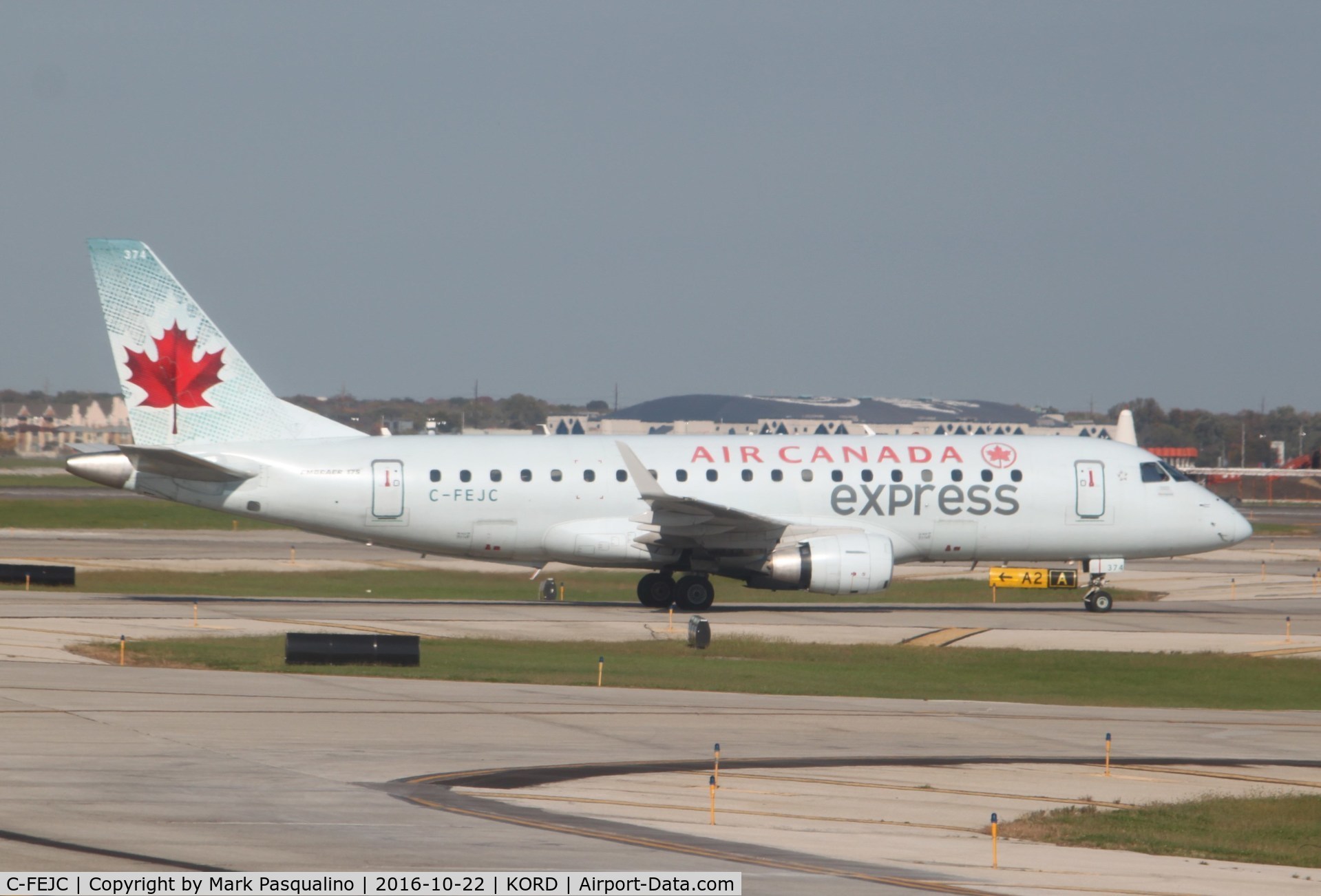 C-FEJC, 2005 Embraer 175SU (ERJ-170-200SU) C/N 17000089, ERJ 170-200SU