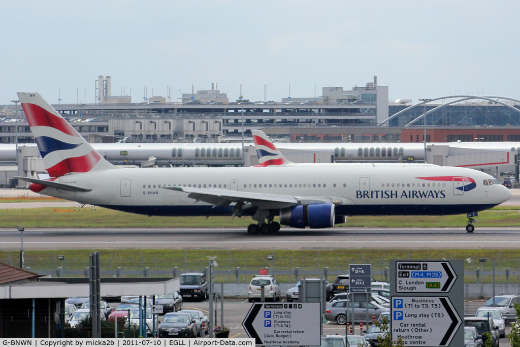 G-BNWN, 1991 Boeing 767-336 C/N 25444, Taxiing