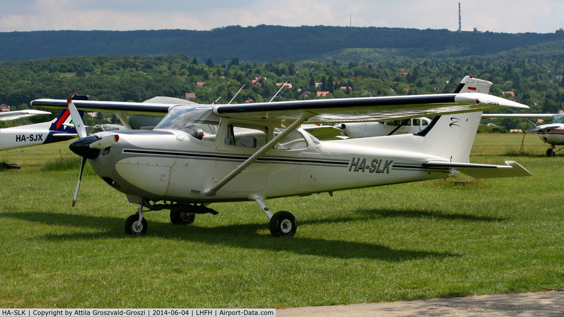 HA-SLK, 1979 Reims FR172K Hawk XP C/N 0643, Budakeszi-Farkashegy Airfield, Hungary