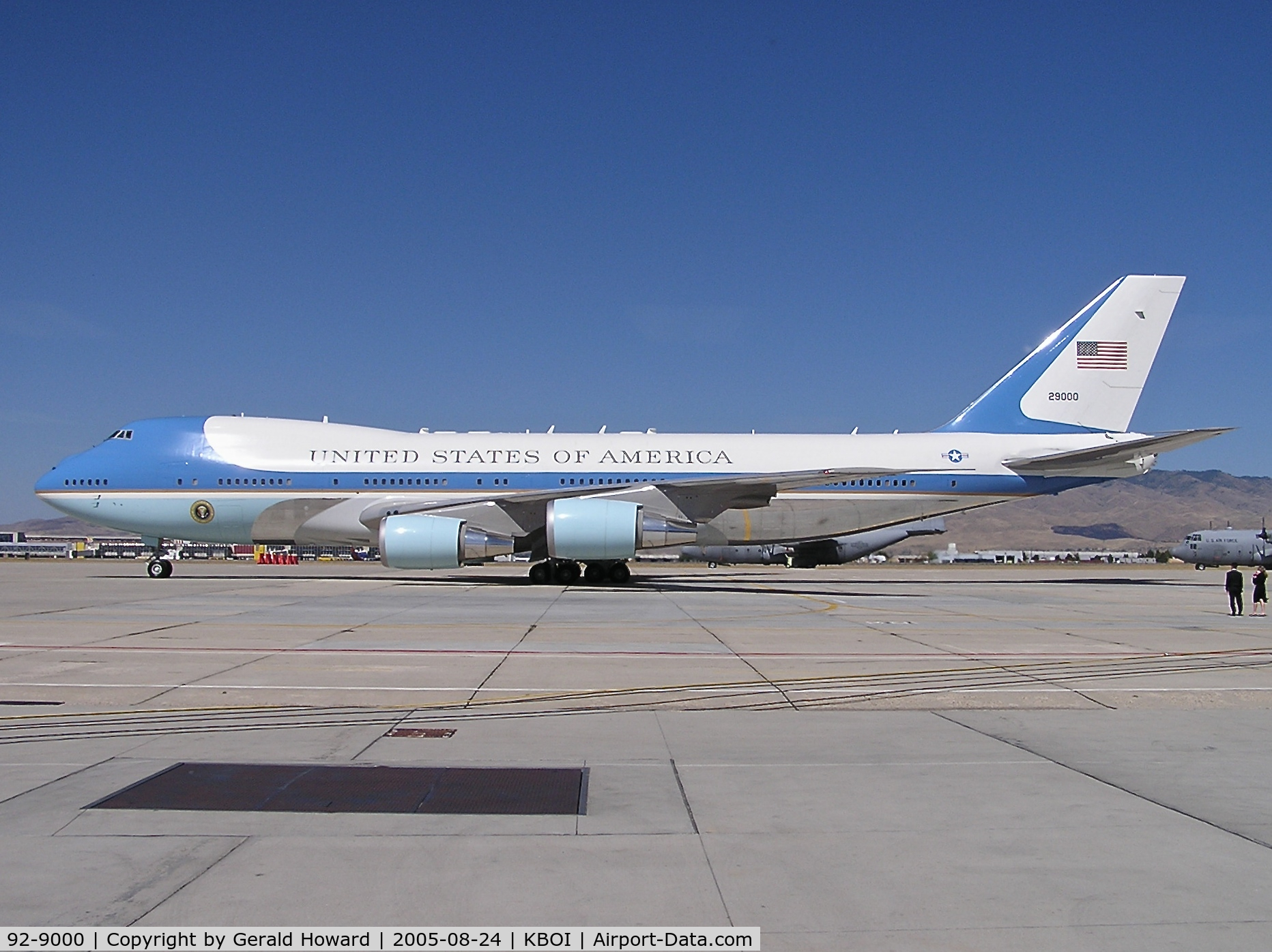 92-9000, 1987 Boeing VC-25A (747-2G4B) C/N 23825, Parked on National Guard ramp during brief visit.
