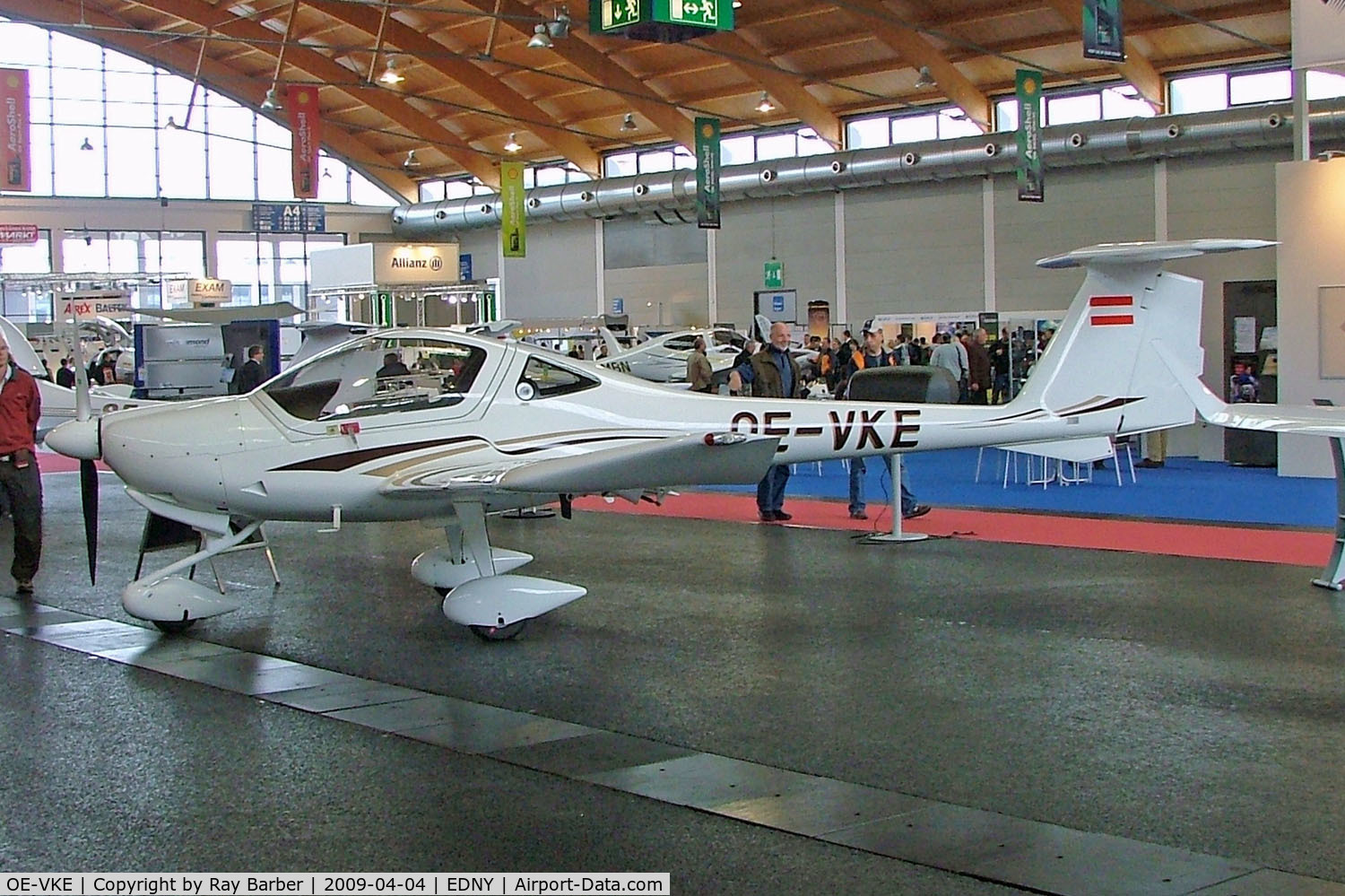 OE-VKE, HOAC DV-20E Katana C/N 20-E001, Diamond DV.20E Eclipse [20.E001] (Diamond Aircraft) Friedrichshafen~D 04/04/2009