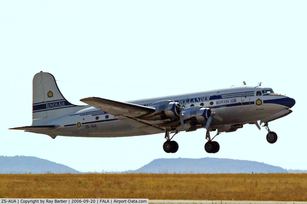 ZS-AUA, 1946 Douglas DC-4-1009 Skymaster C/N 42934, Douglas DC-4-1009 [42934] (Rovos Air) Lanseria~ZS 20/09/2006