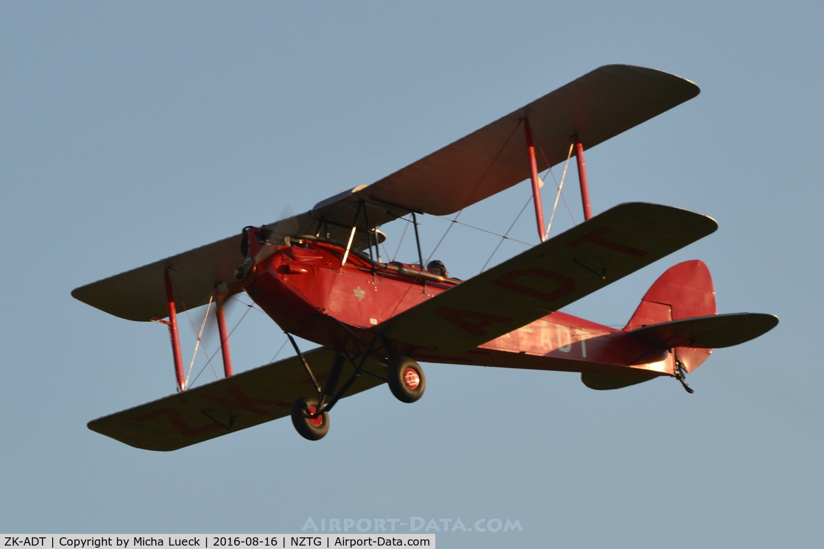 ZK-ADT, 1929 De Havilland DH.60G Gipsy Moth C/N 1101, At Tauranga