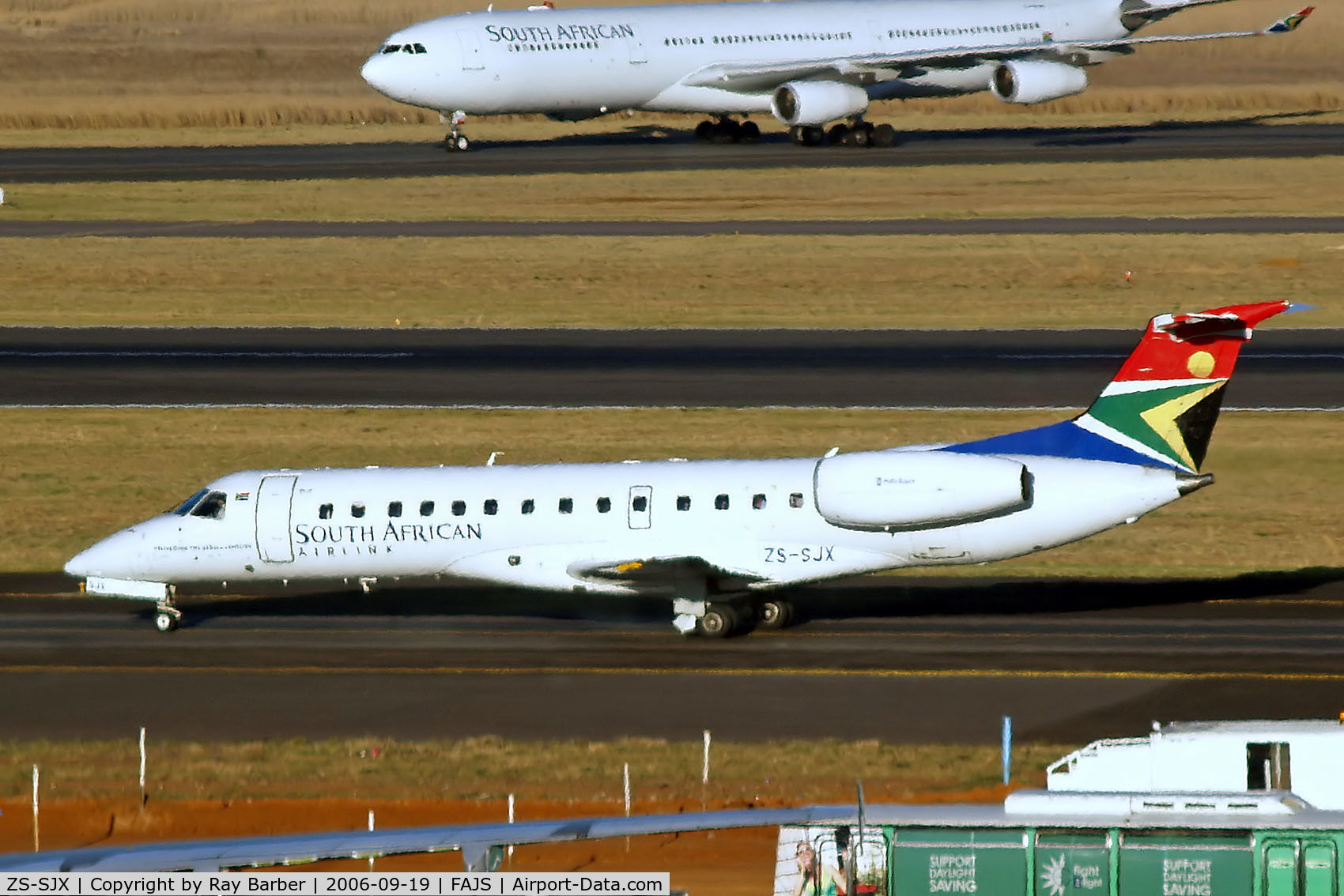 ZS-SJX, 2001 Embraer ERJ-135LR (EMB-135LR) C/N 145428, Embraer ERJ-135LR [145428] (South African Airlink) Johannesburg Int~ZS 19/09/2006
