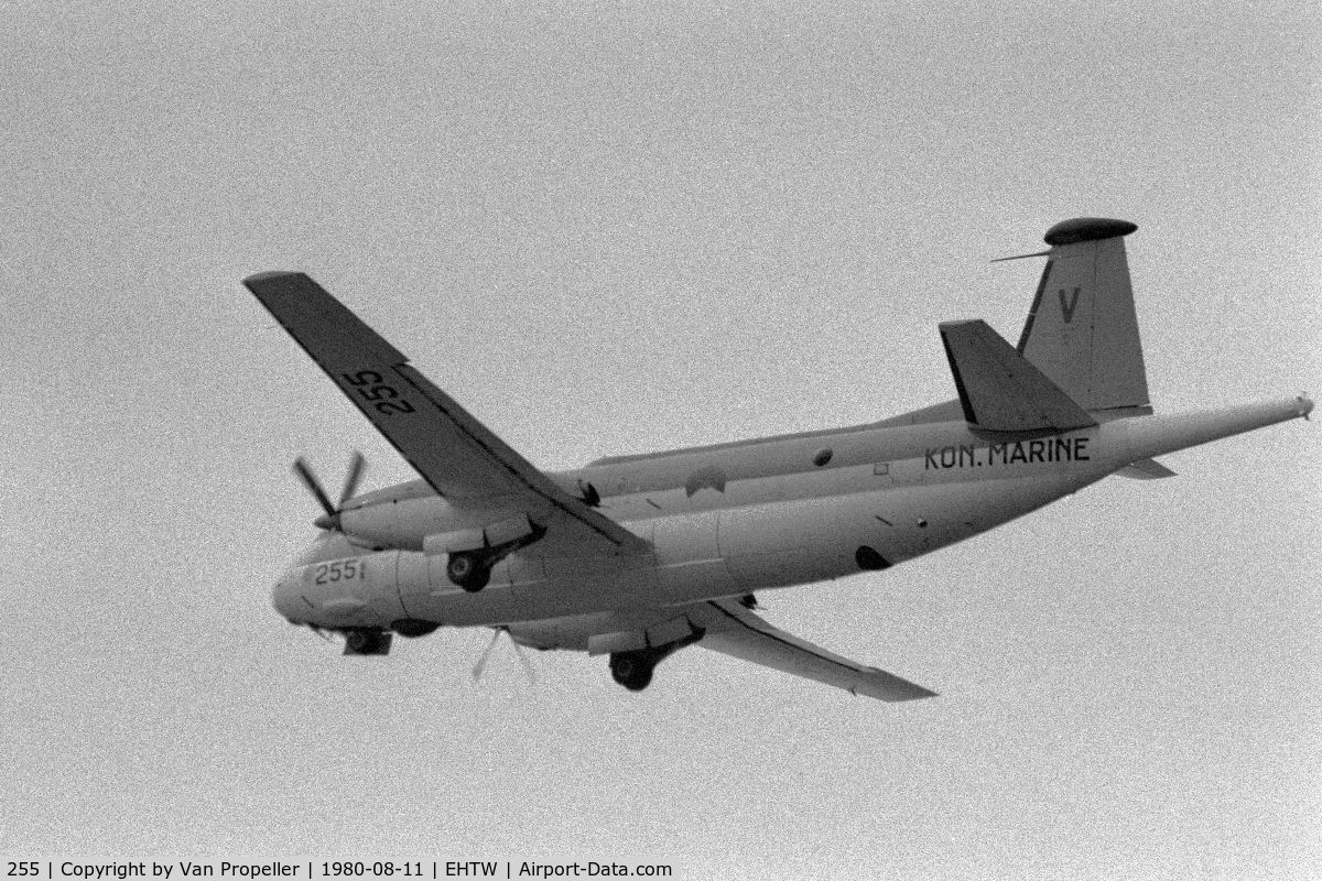 255, Breguet SP-13A Atlantic C/N 62, Breguet SP-13A Atlantic of 321 sqn of the Dutch Navy (Marineluchtvaartdienst) making an overshoot at Twenthe air base, the Netherlands