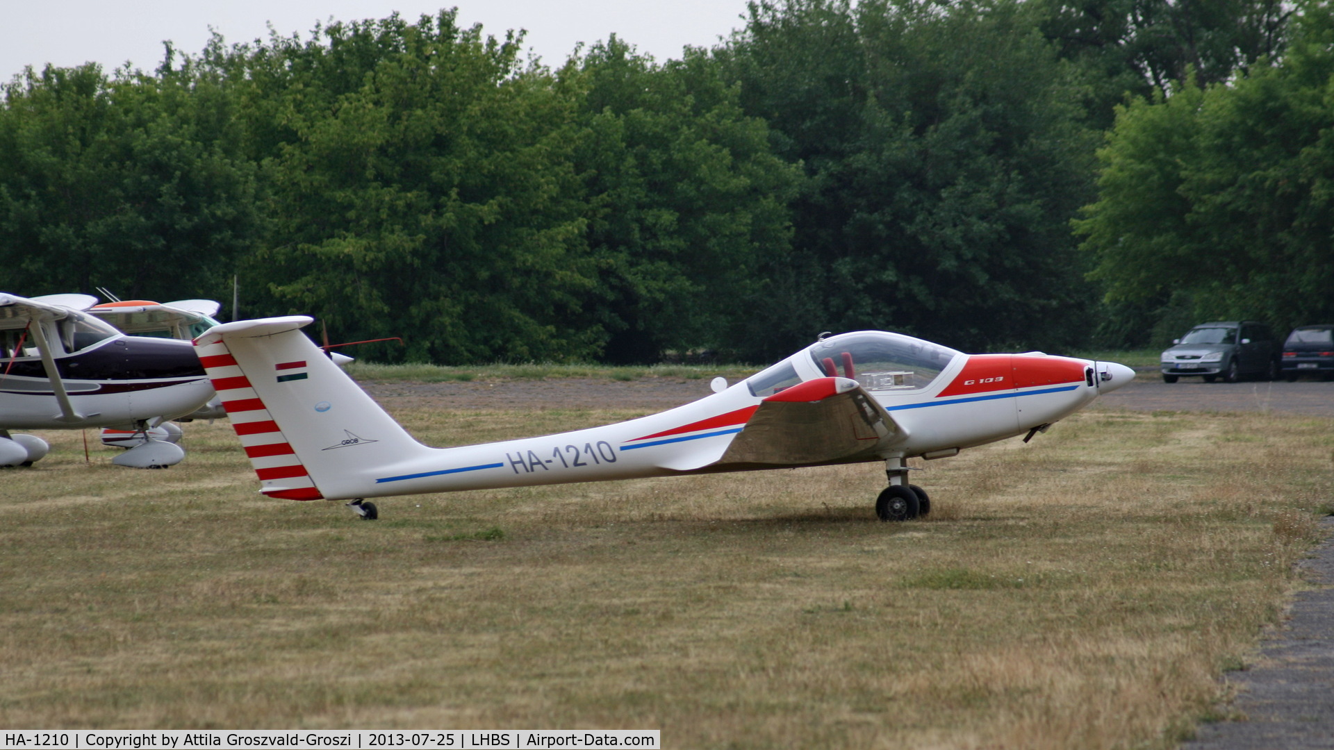 HA-1210, 1981 Grob G-109A C/N 6041, Budaörs Airport, Hungary