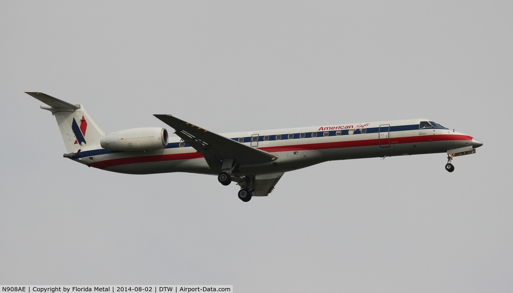 N908AE, 2005 Embraer ERJ-145LR (EMB-145LR) C/N 14500897, American Eagle