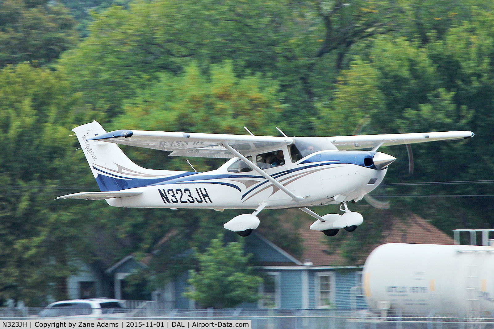 N323JH, 2012 Cessna 182T Skylane C/N 18209070, Departing Dallas Love Field