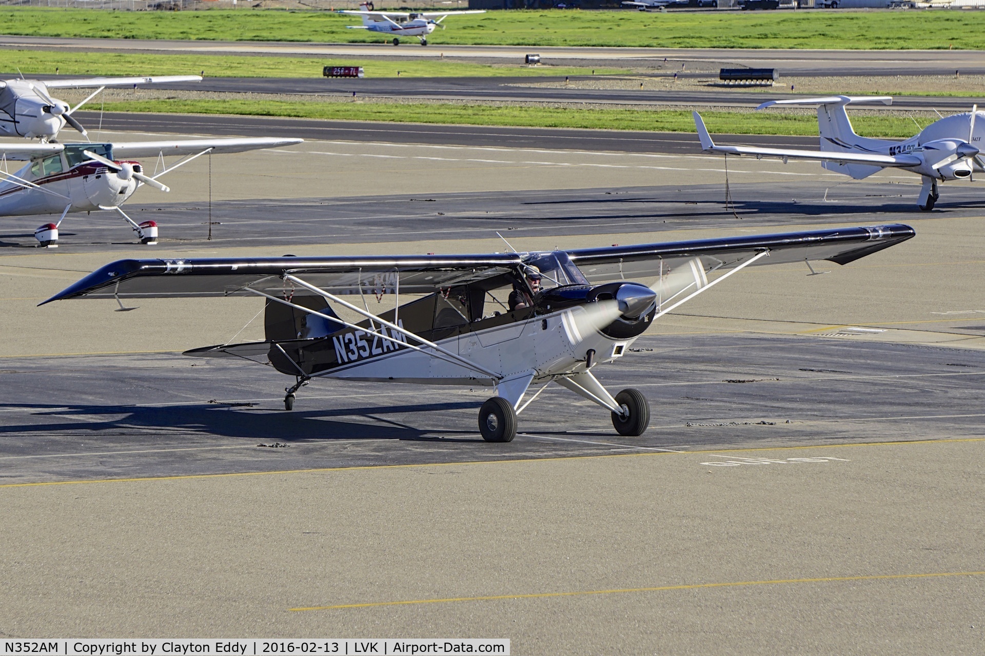 N352AM, 2003 Aviat A-1B Husky C/N 2252, Livermore Airport 2016