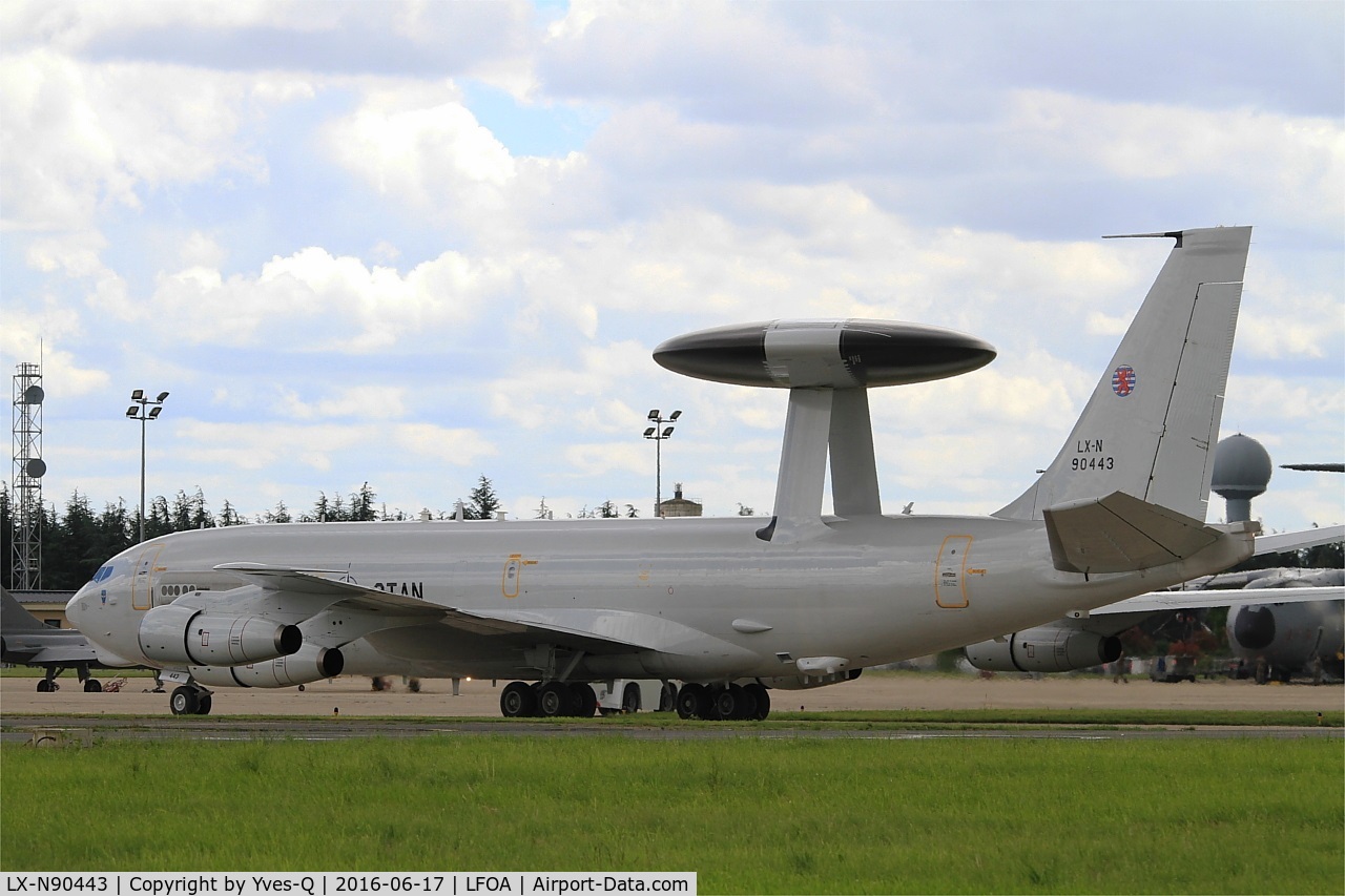 LX-N90443, 1981 Boeing E-3A Sentry C/N 22838, Boeing E-3A Sentry, Taxiing to parking area, Avord Air Base 702 (LFOA) Open day 2016