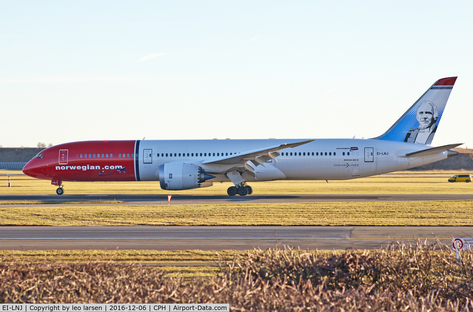 EI-LNJ, 2016 Boeing 787-9 Dreamliner C/N 37308, Copenhagen 6.12.16 