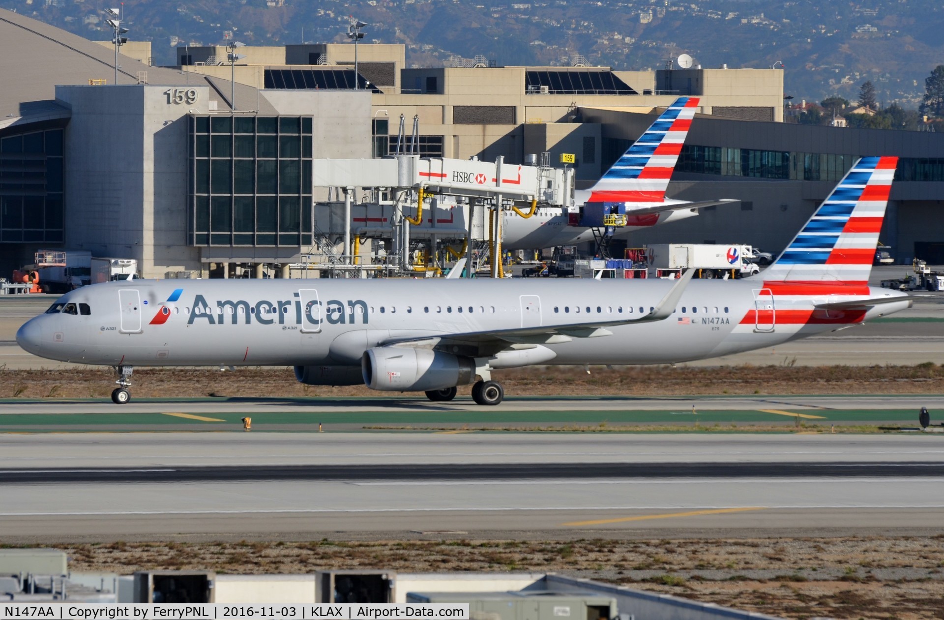 N147AA, 2015 Airbus A321-231 C/N 6802, AA A321