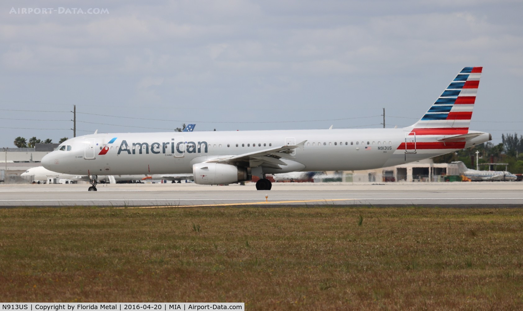 N913US, 2014 Airbus A321-231 C/N 6255, American