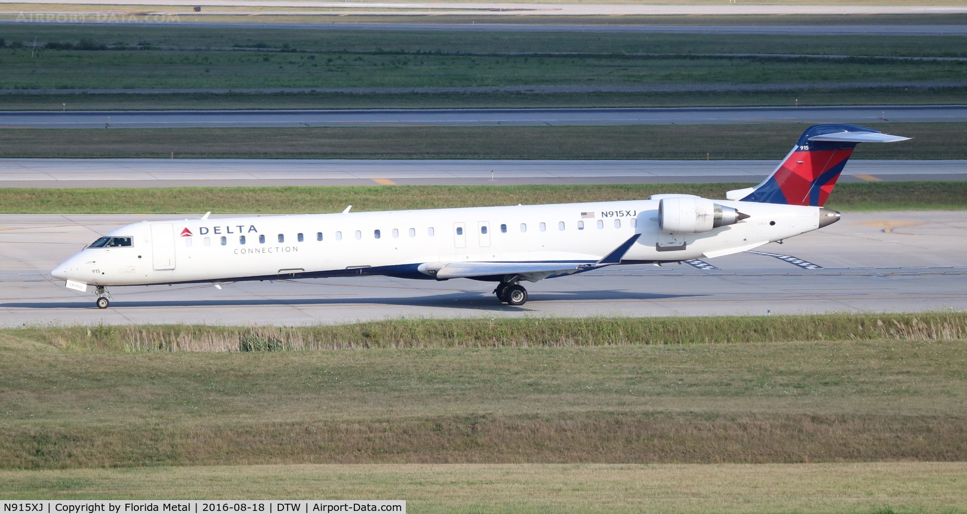 N915XJ, 2007 Bombardier CRJ-900ER (CL-600-2D24) C/N 15150, Delta Connection