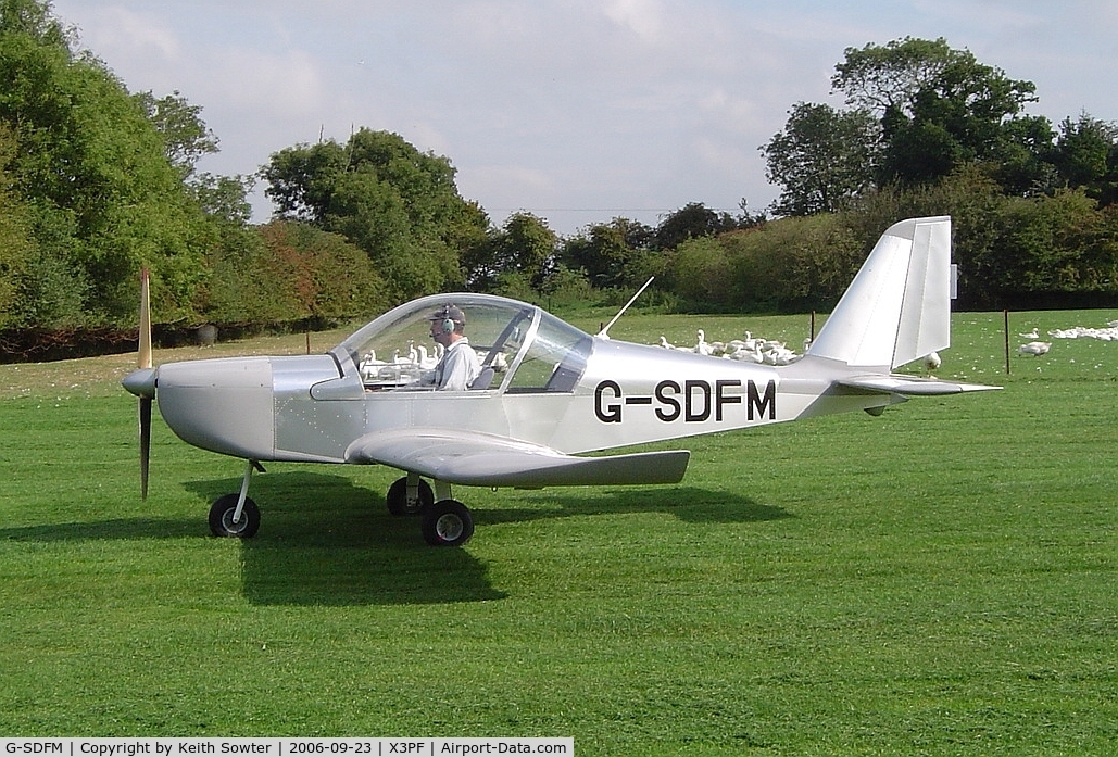 G-SDFM, 2002 Aerotechnik EV-97 Eurostar C/N PFA 315-13884, Visiting aircraft at Priory Farm