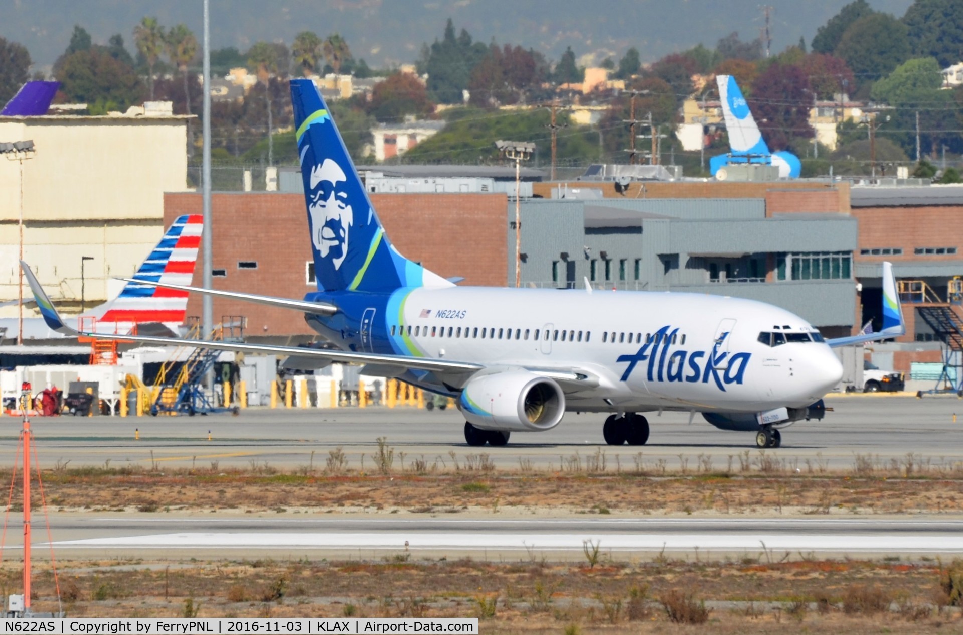 N622AS, 2000 Boeing 737-790 C/N 30165, Alaska B737 arrived in LAX