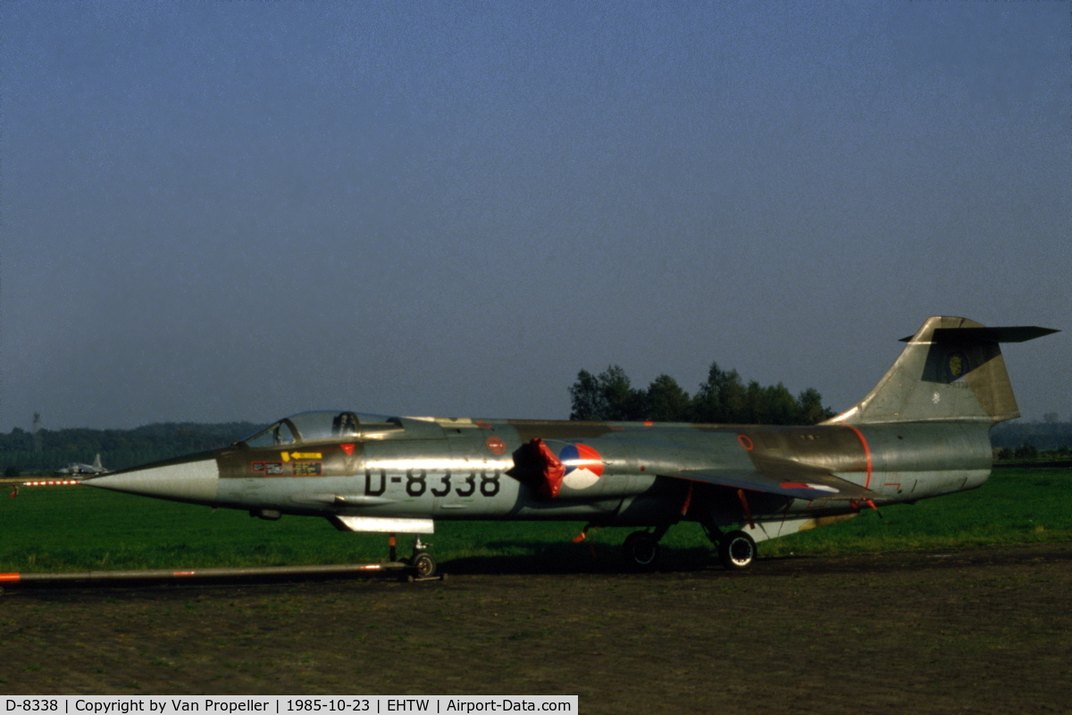 D-8338, Lockheed F-104G Starfighter C/N 683-8338, Royal Netherlands Air Force F-104G at Twente Air Base, 1985. It had already been withdrawn for used but was used for training purposes.
