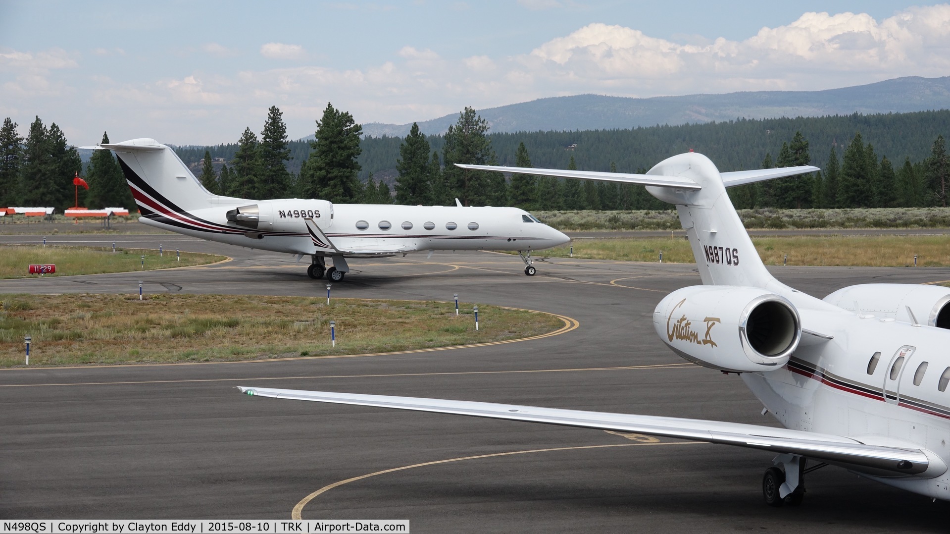N498QS, 2000 Gulfstream Aerospace G-IV C/N 1398, Truckee Airport California 2015
