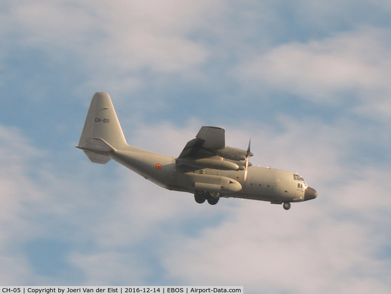 CH-05, 1972 Lockheed C-130H Hercules C/N 382-4470, Training flight