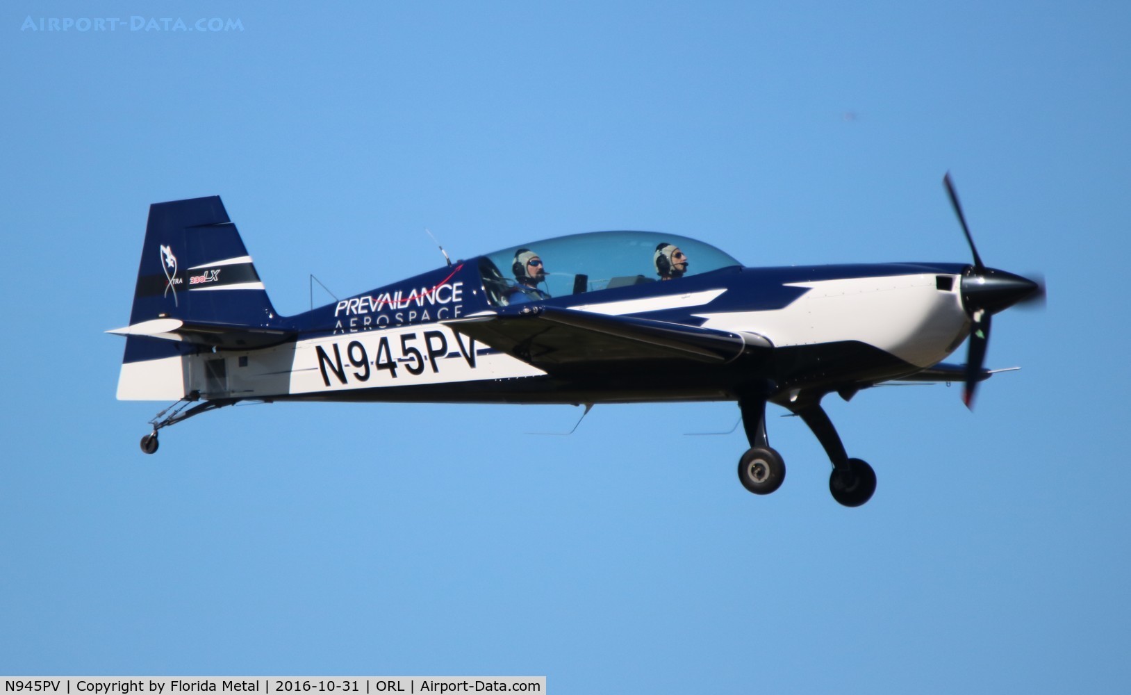 N945PV, 2014 Extra EA-300LC C/N LC039, Extra 300