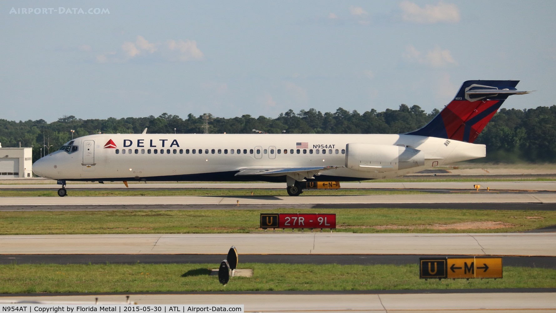 N954AT, 2000 Boeing 717-2BD C/N 55016, Delta