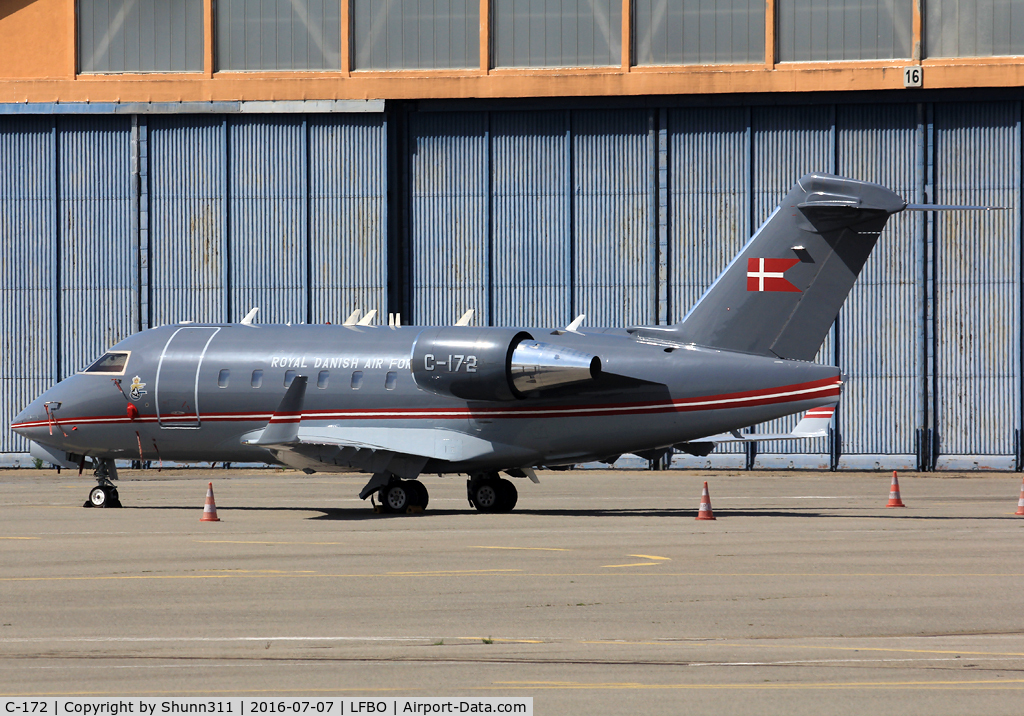 C-172, 2000 Bombardier Challenger 604 (CL-600-2B16) C/N 5472, Parked at the General Aviation area...