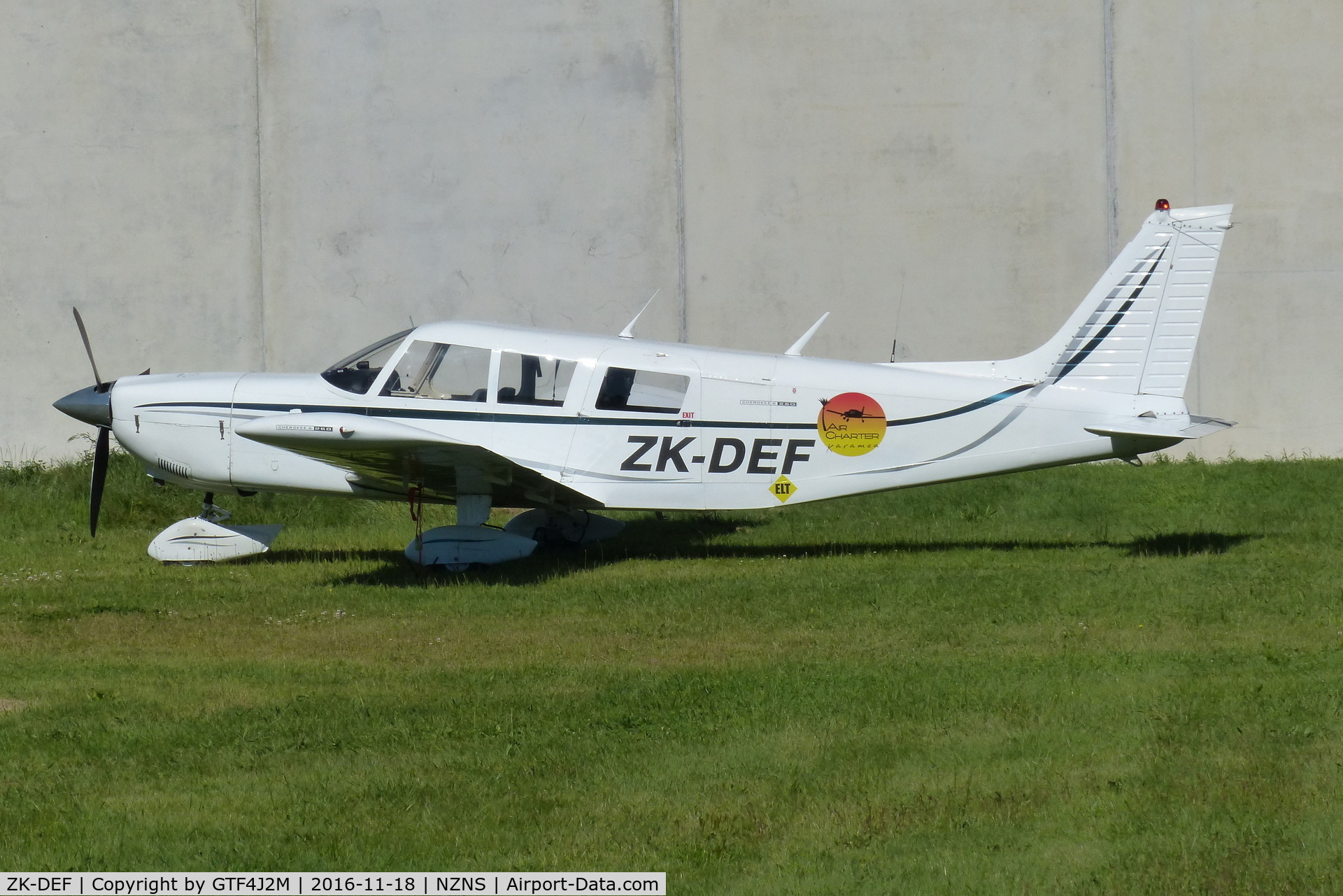 ZK-DEF, Piper PA-32-260 Cherokee Six Cherokee Six C/N 32-7200007, ZK-DEF at Nelson 18.11.16