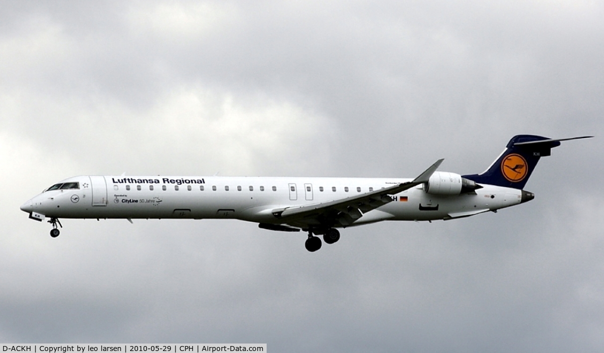D-ACKH, 2006 Bombardier CRJ-900LR (CL-600-2D24) C/N 15085, Copenhagen 29.5.10